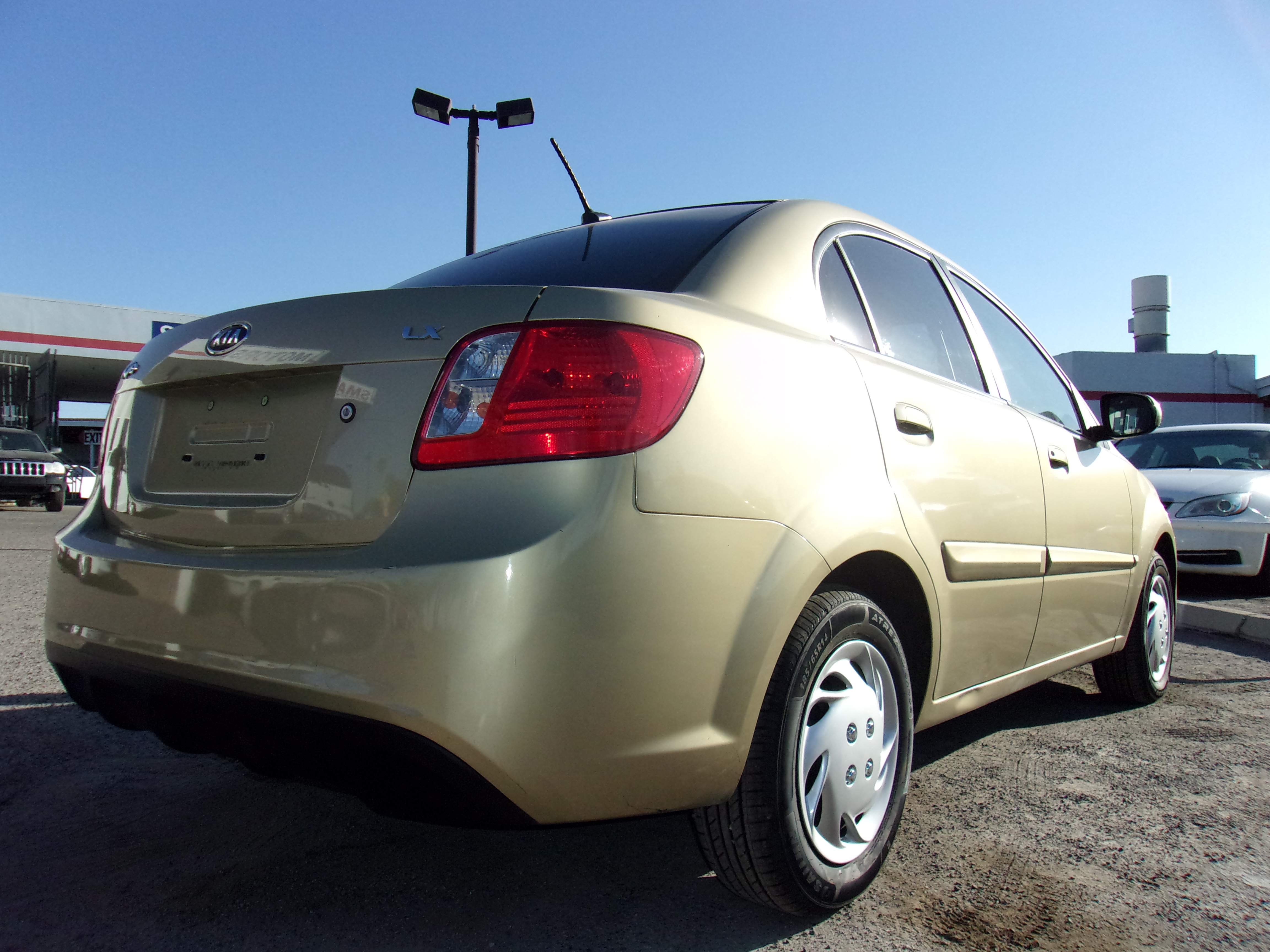 Kia rio 2 2010